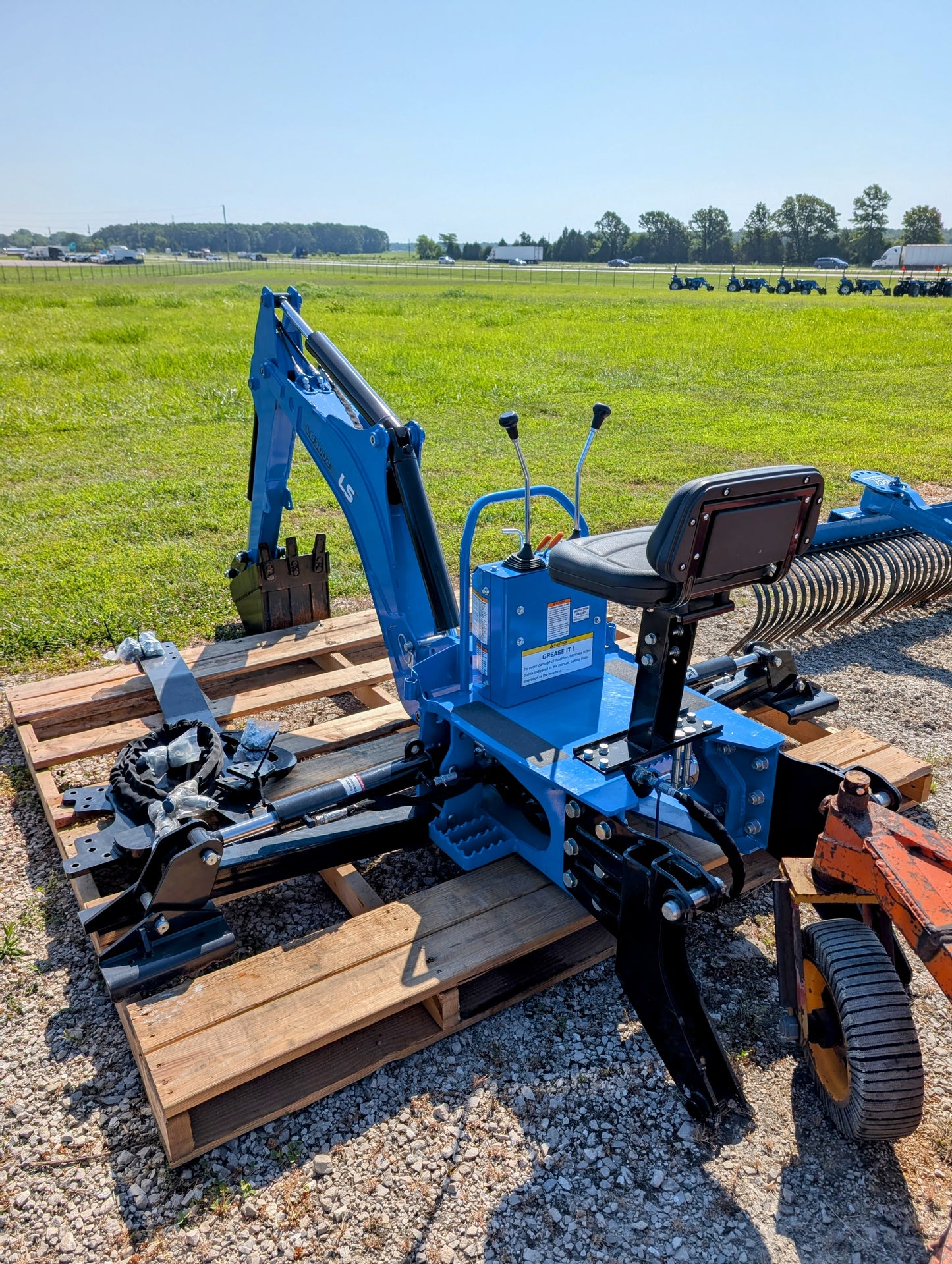 LST USED_LB3002 BACKHOE