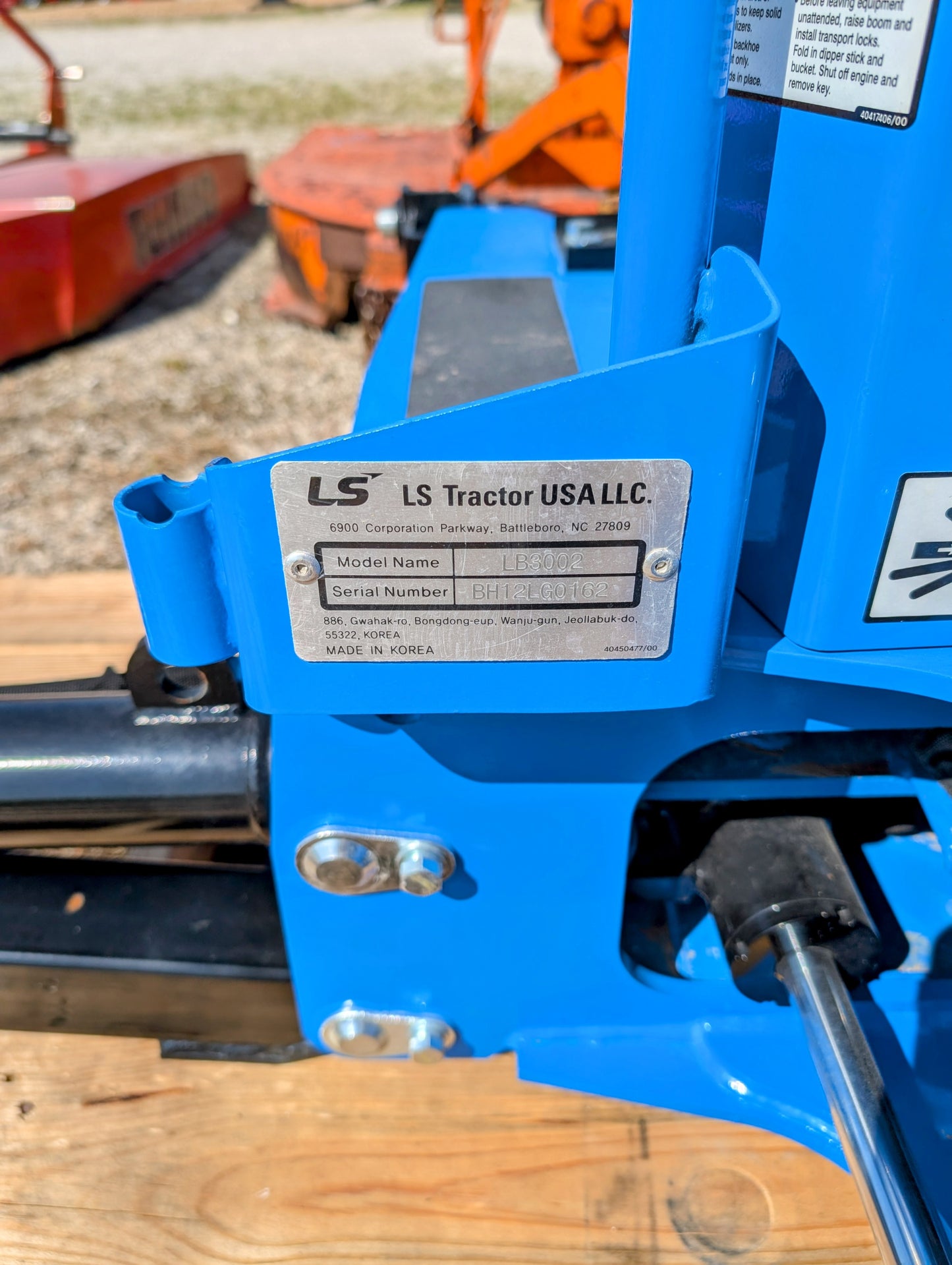 LST USED_LB3002 BACKHOE
