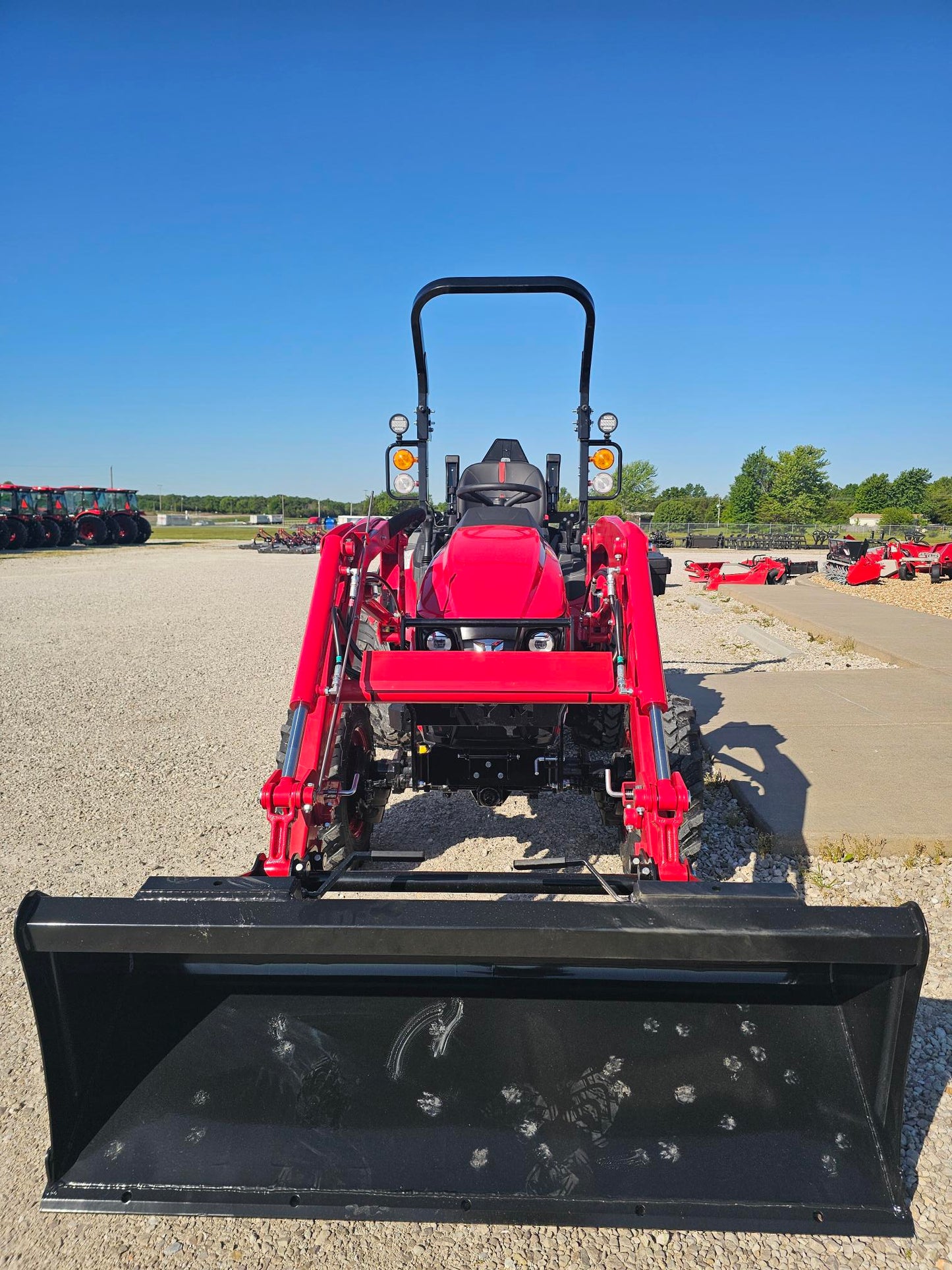 TYM T2025P, 24.7HP HST, 4WD, DIESEL TRACTOR