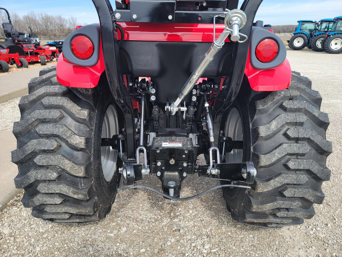 TYM T25 TRACTOR - 24.7HP, HST