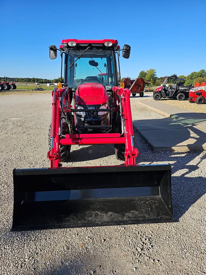 TYM T474HC CAB TRACTOR - 48.3HP, HST