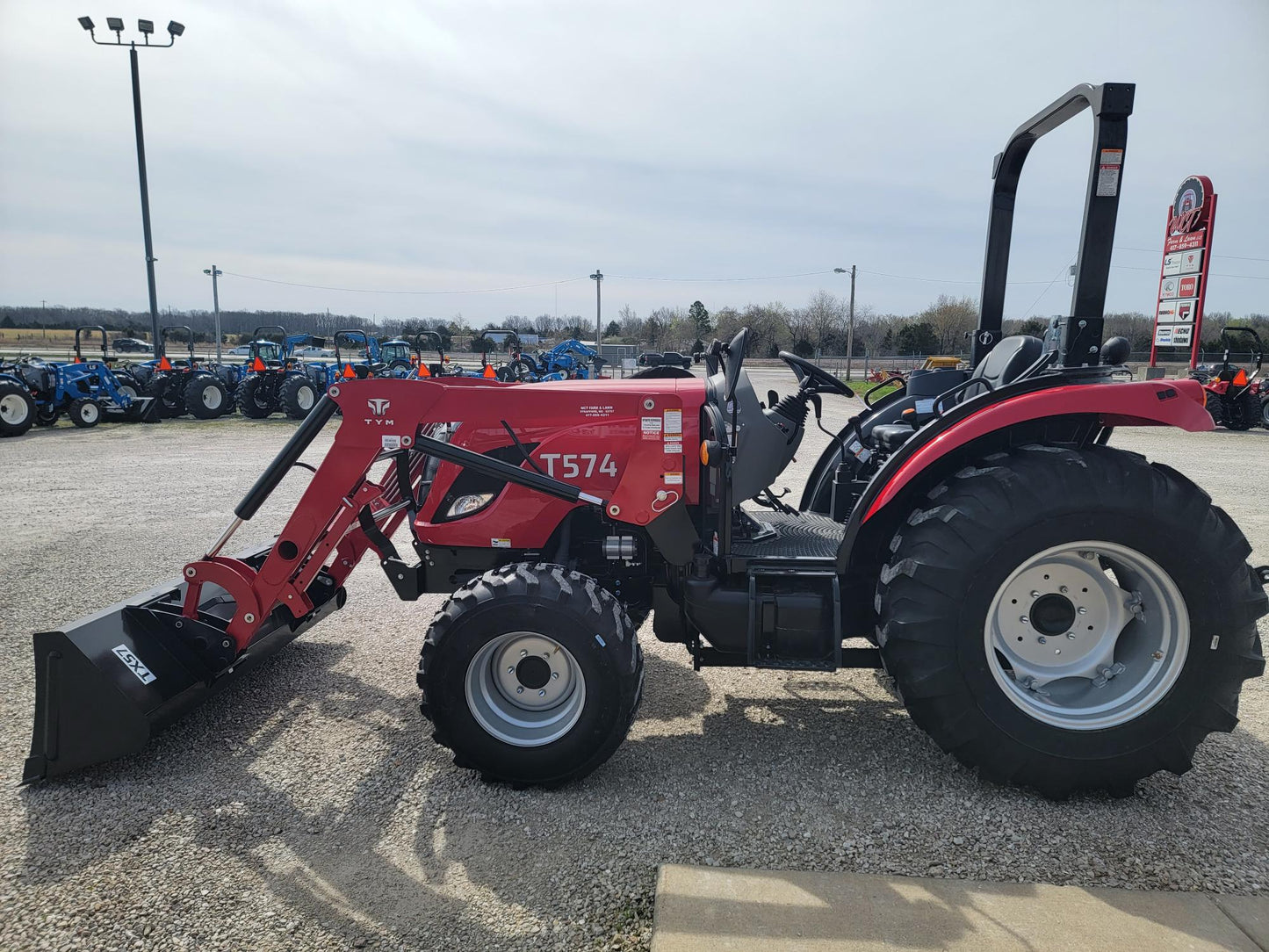 TYM T574 TRACTOR - 55HP, GEAR