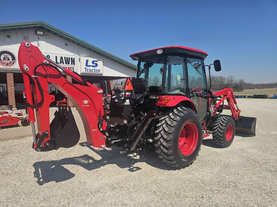 USED TYM T574HC--233 HOURS