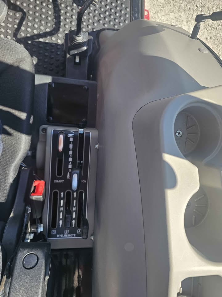 USED TYM T574HC--233 HOURS