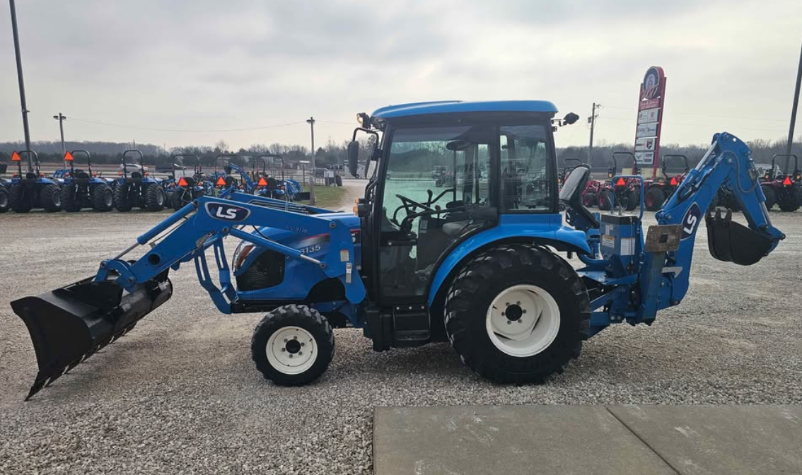 USED - LS TRACTOR USA CONLS_XR3135