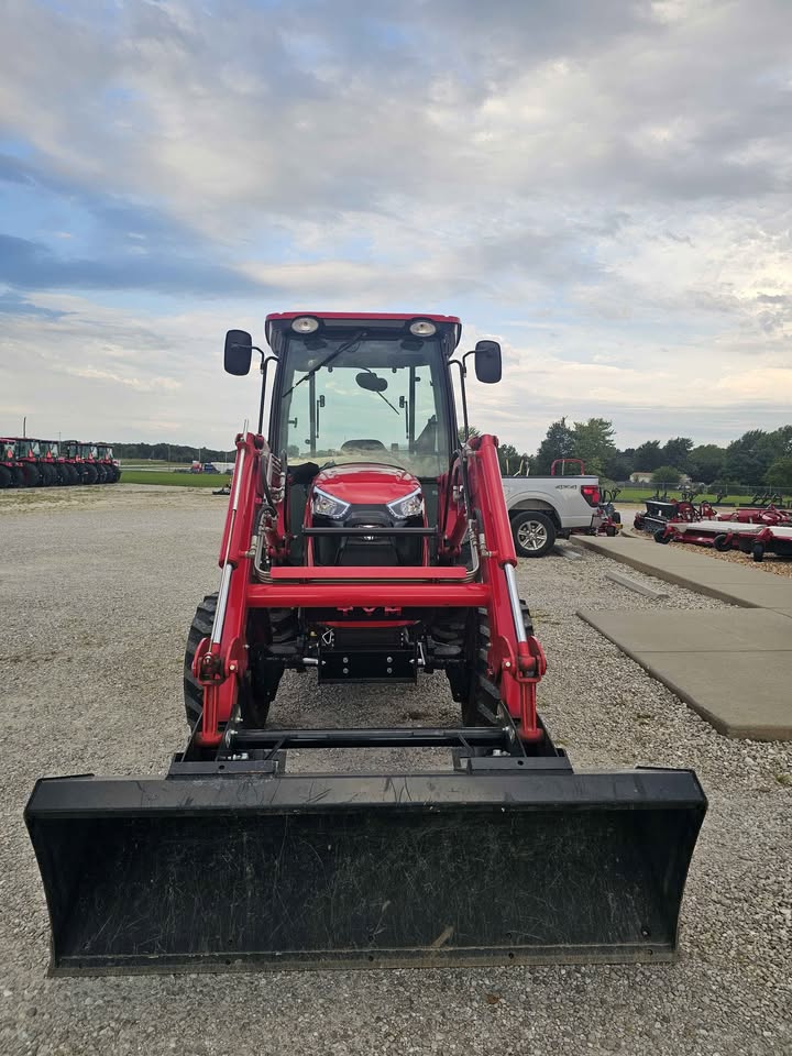 USED TYM T574HC, 55.1HP, HYDRO CAB, 4WD, DIESEL TRACTOR
