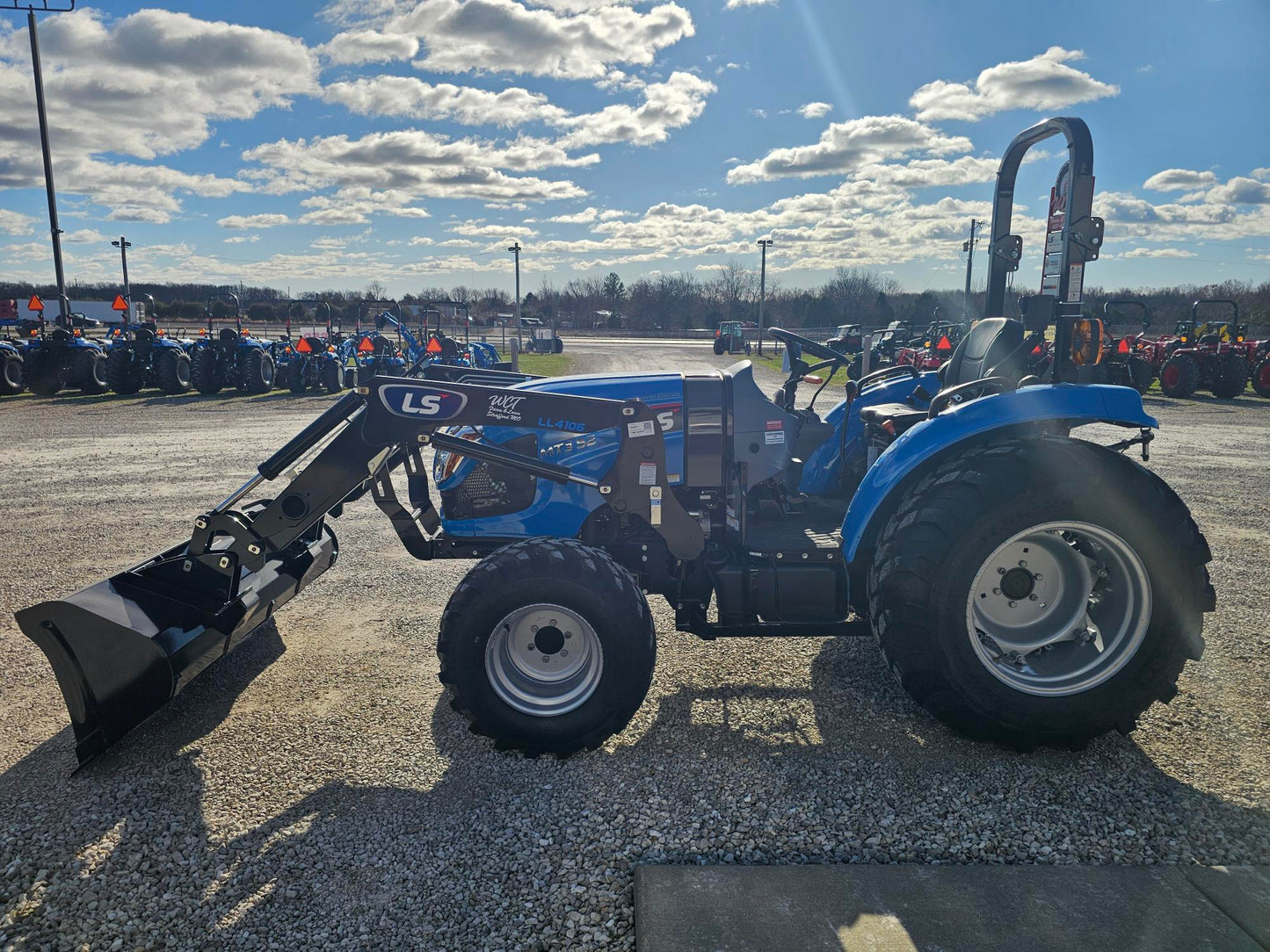 LS Tractor MT352PCT, 52HP, POWER CLUTCH