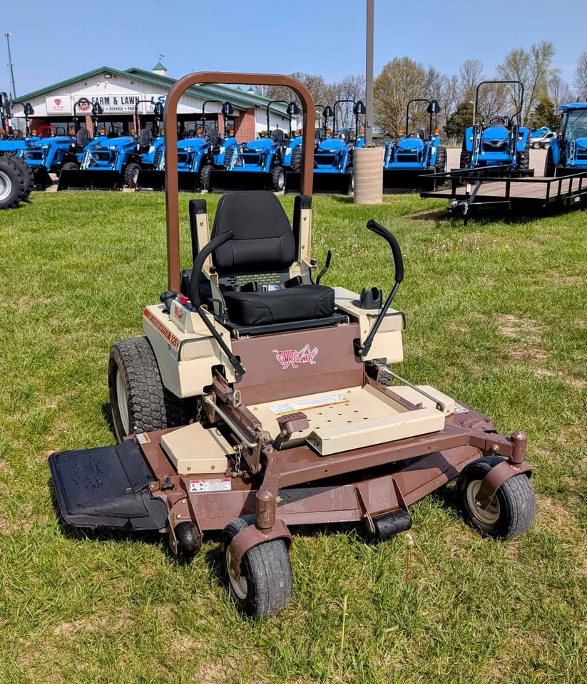 USED-Grasshopper 225V Zero Turn Mower